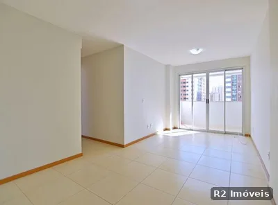 Apartamento com 3 quartos à venda — foto 2