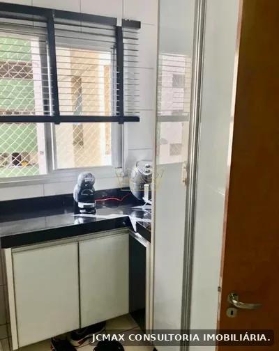 Apartamento com 3 quartos à venda — foto 2