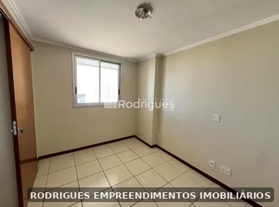 Apartamento com 2 quartos para alugar — foto 4