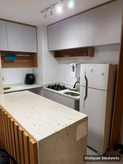 Apartamento com 1 quarto para alugar — foto 2