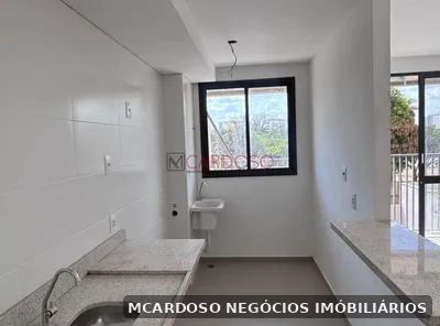 Apartamento com 3 quartos à venda — foto 2
