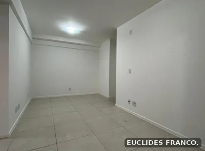 Apartamento com 2 quartos à venda — foto 3