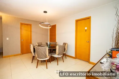 Apartamento com 4 quartos à venda — foto 2