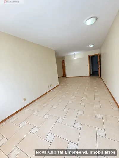 Apartamento com 3 quartos à venda — foto 2