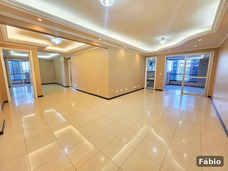 Apartamento com 3 quartos à venda — foto 1