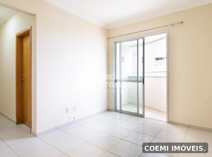 Apartamento com 2 quartos para alugar — foto 1